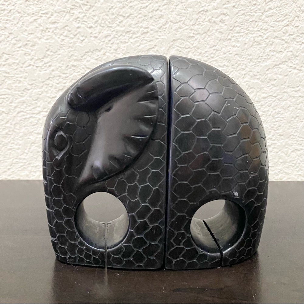 MCM MidMod Handmade Handcrafted Kenya Soapstone black elephant 4.5” Bookends